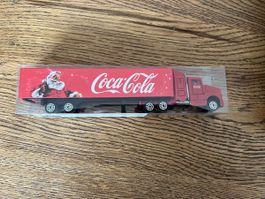 Coca-Cola Weihnachtstruck Modellauto rot Neu in OVP
