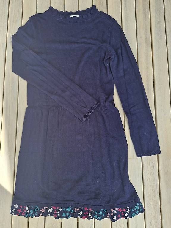 S.Oliver Vestiti & Gonne: Kleid Langarm S.Oliver Grösse 134 – Usato da Schaffhausen venduto da Jakarila