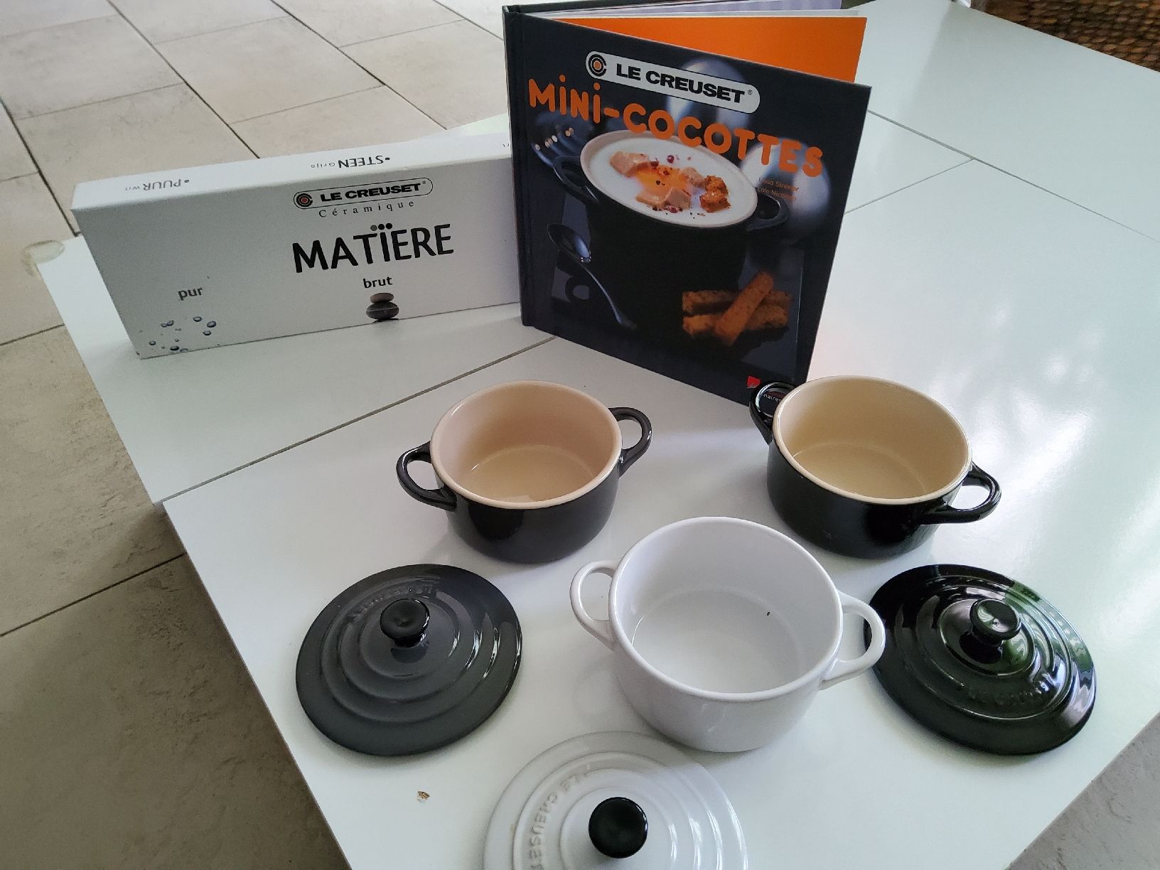 Le Creuset Pentole: Mini-Cocottes Le Creuset, 3er-Set – Nuovo e nell'imballaggio originale da Oberwangen b. Bern venduto da rol_p5g6 3