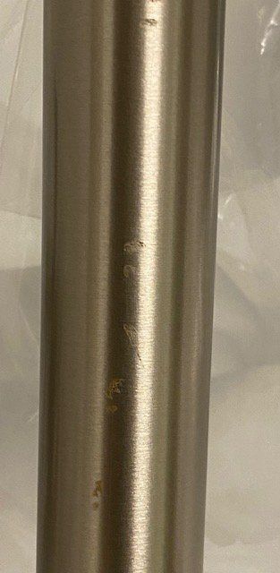 Lampade: Robuste und elegante Stehlampe mit zwei Lichtquellen – Usato da Stettlen venduto da Hansj 6