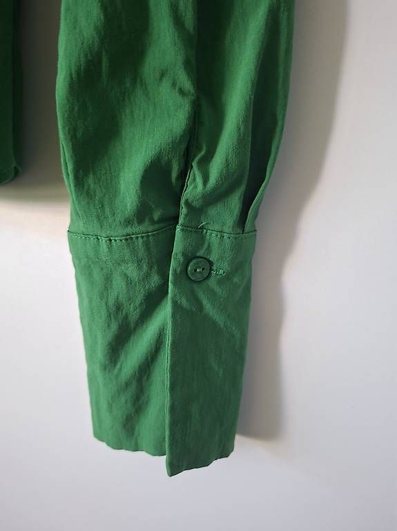 Blusen: Grüne Bluse von Mango (MNG)  Grösse S – Gebraucht aus Affoltern am Albis von Feather 2