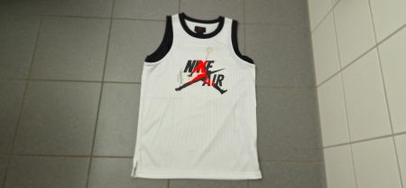 Jordan Shirt Gr. 158 - 170 (Gr. 13 - 15 Jahre) - neuwertig