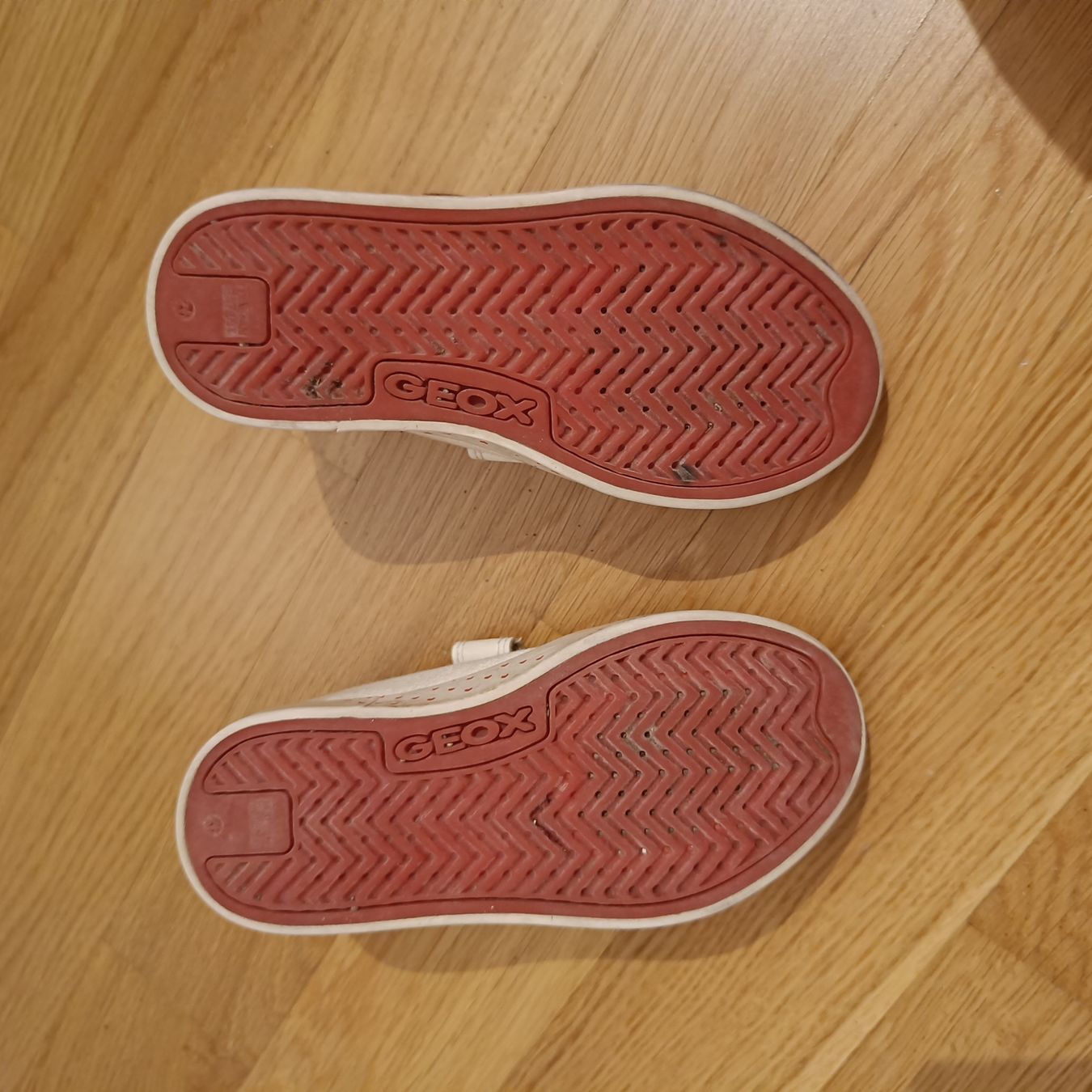 Elefanten Scarpe per ragazze: Hausschuhe Grösse 25 – Usato da Jaberg venduto da urig17. 2