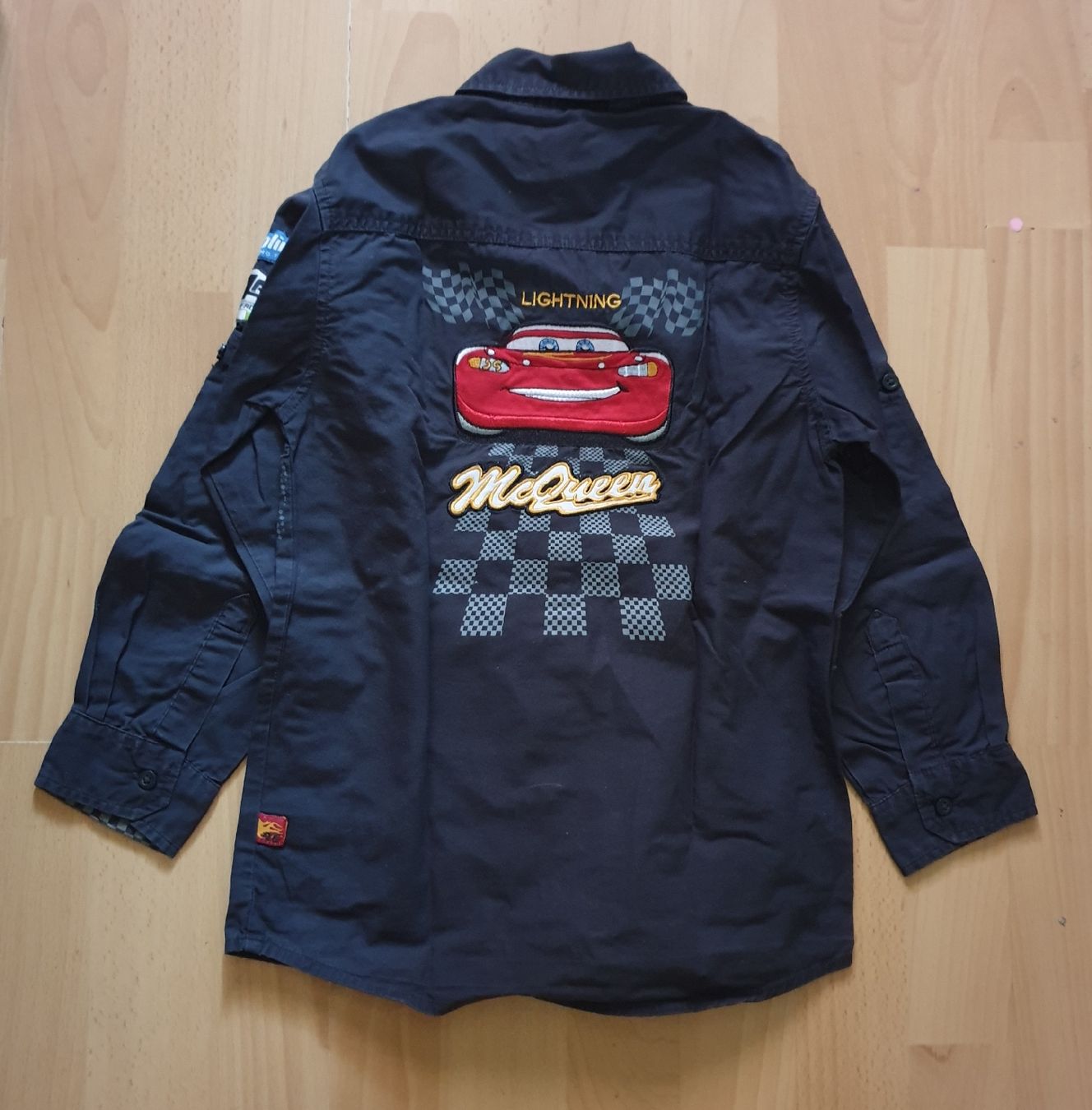 Hemden, T-Shirts & Polos: Cars Lightning McQueen Hemd, Gr. 116 – Defekt aus Reinach BL von Silvester1900 1