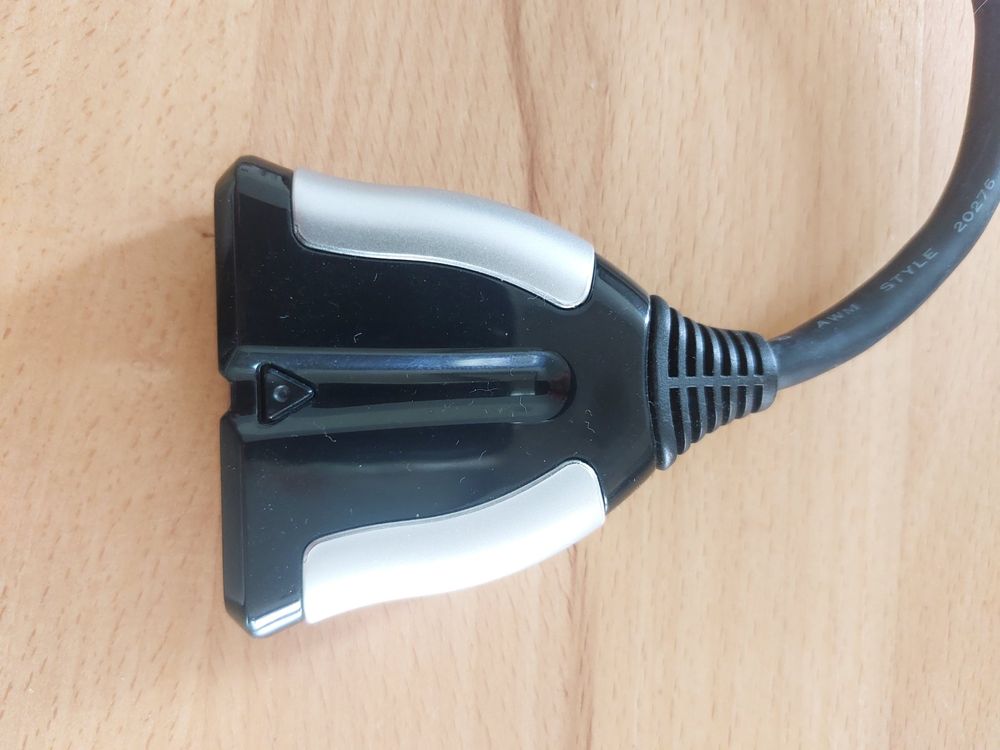 Hama Adaptateurs: HDMI-Switch mit HDMI-Kabel – D'occasion à Gelterkinden par Indiaca-Jo 3