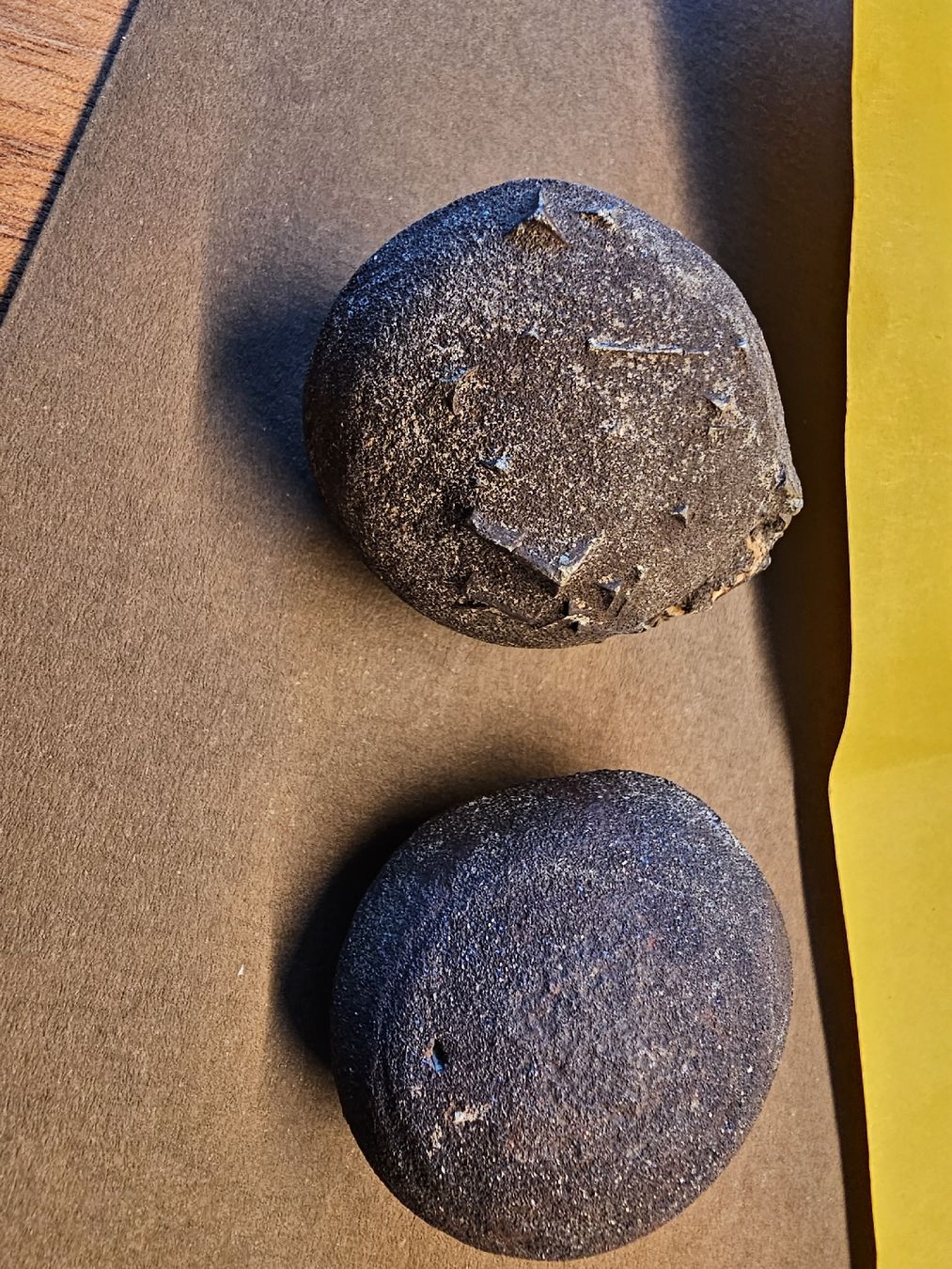 Minerali & Pietre curative: Boji Stones Paar / lebende Steine – Nuovo e nell'imballaggio originale da Oberwil BL venduto da 007re 2