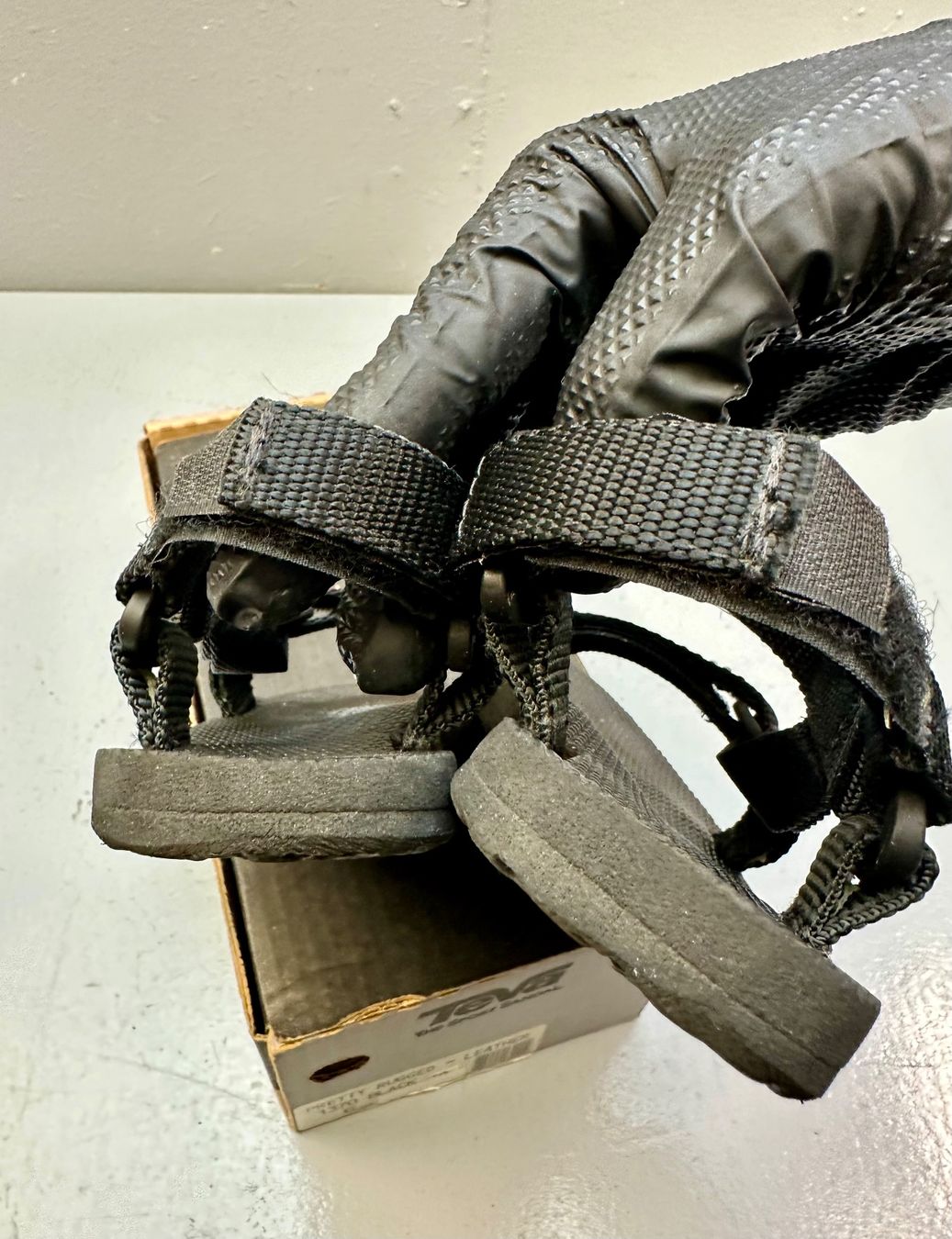 Teva Damenschuhe: DAMENSCHUHE #48 “TEVA” – Gebraucht aus Zürich von NIKI777 4
