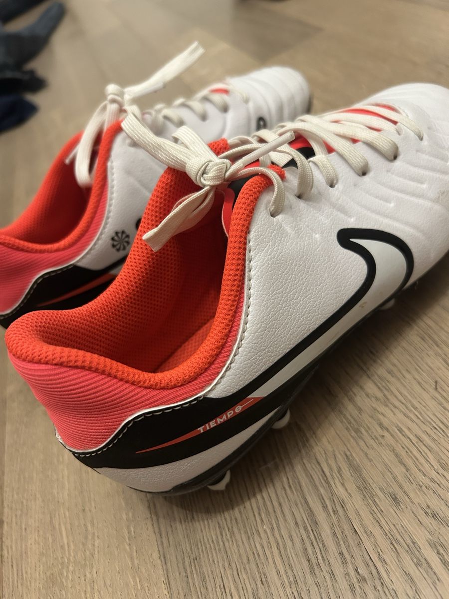 Nike Scarpe da uomo: Nockenschuhe – Nuovo (secondo la descrizione) da Rorbas venduto da KiseliKupus 1