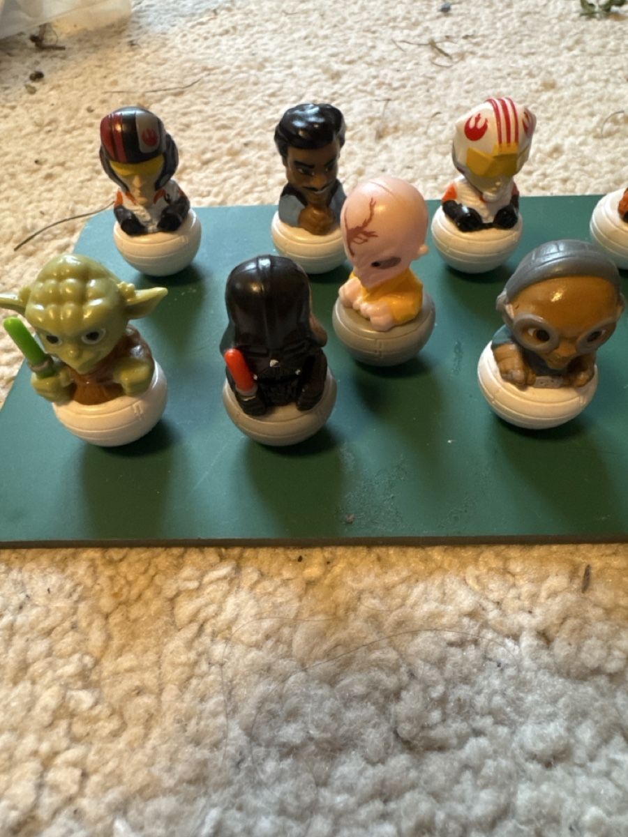 Star Wars Figurines: Star Wars mini figures – D'occasion à Massagno par ilm_vd96 1