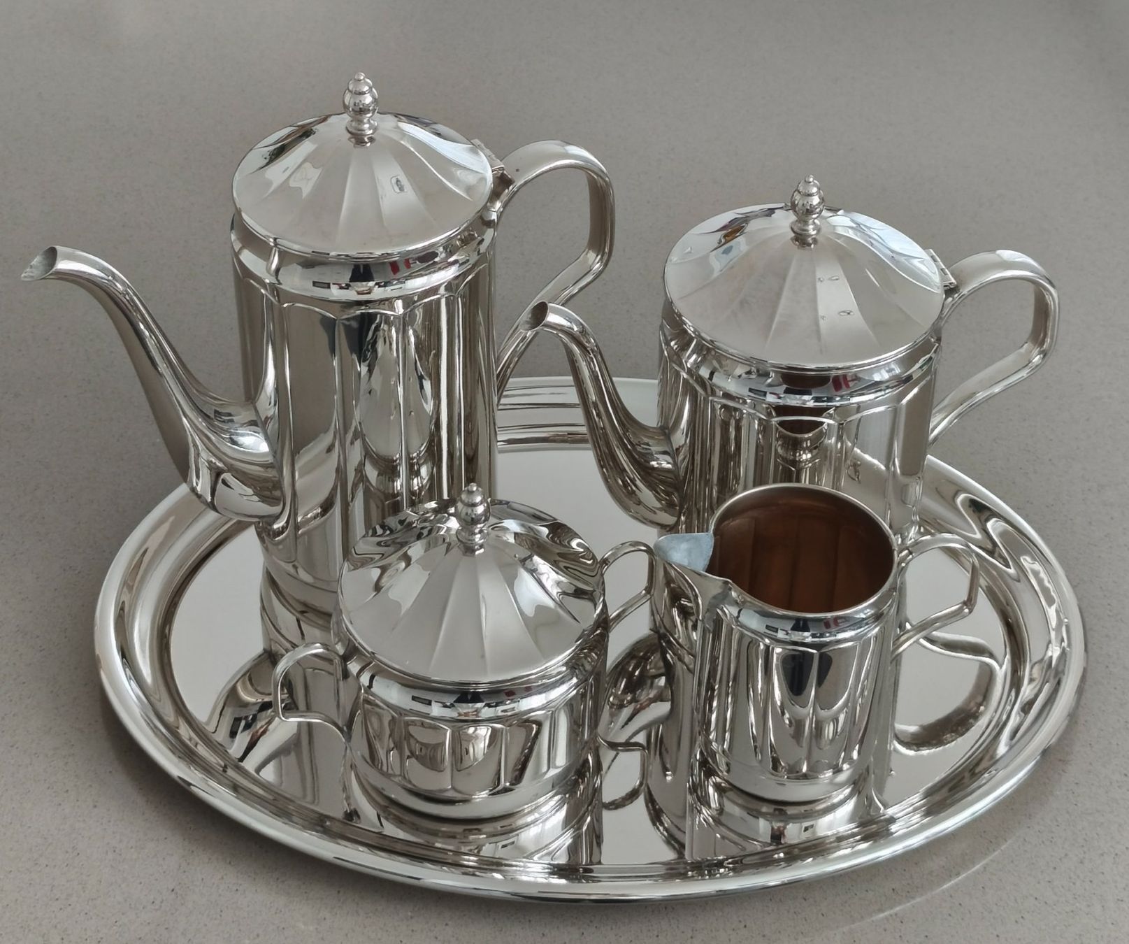 WMF Teiere: Tee - Kaffee - Gedeck WMF, 5 teilig, Art Déco – Usato da Zürich venduto da Tanteemma369