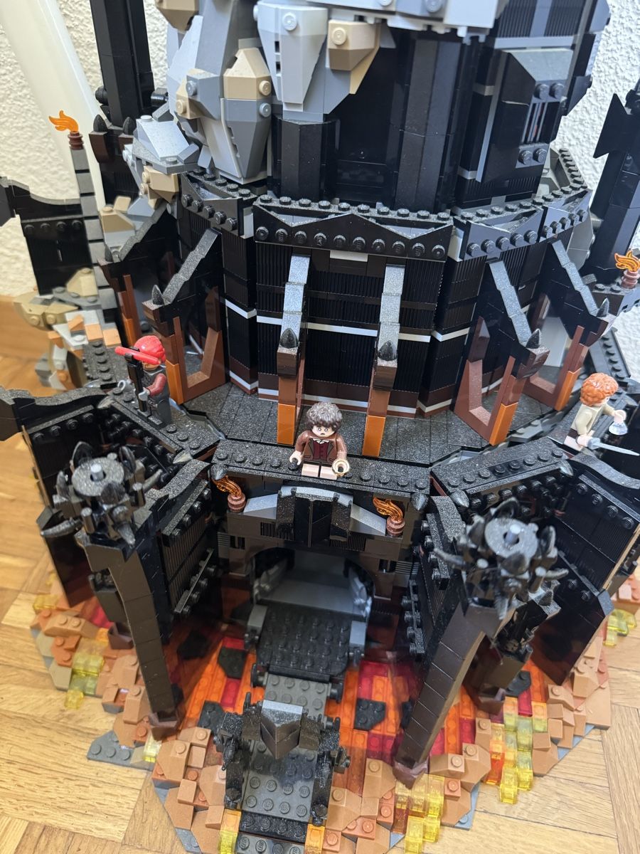 Lego Kit di costruzioni: Lego LOTR Baradur – Usato da Liebefeld venduto da Kevjpm 1