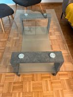 Couchtisch aus Glas & Steinoptik mit Ablage