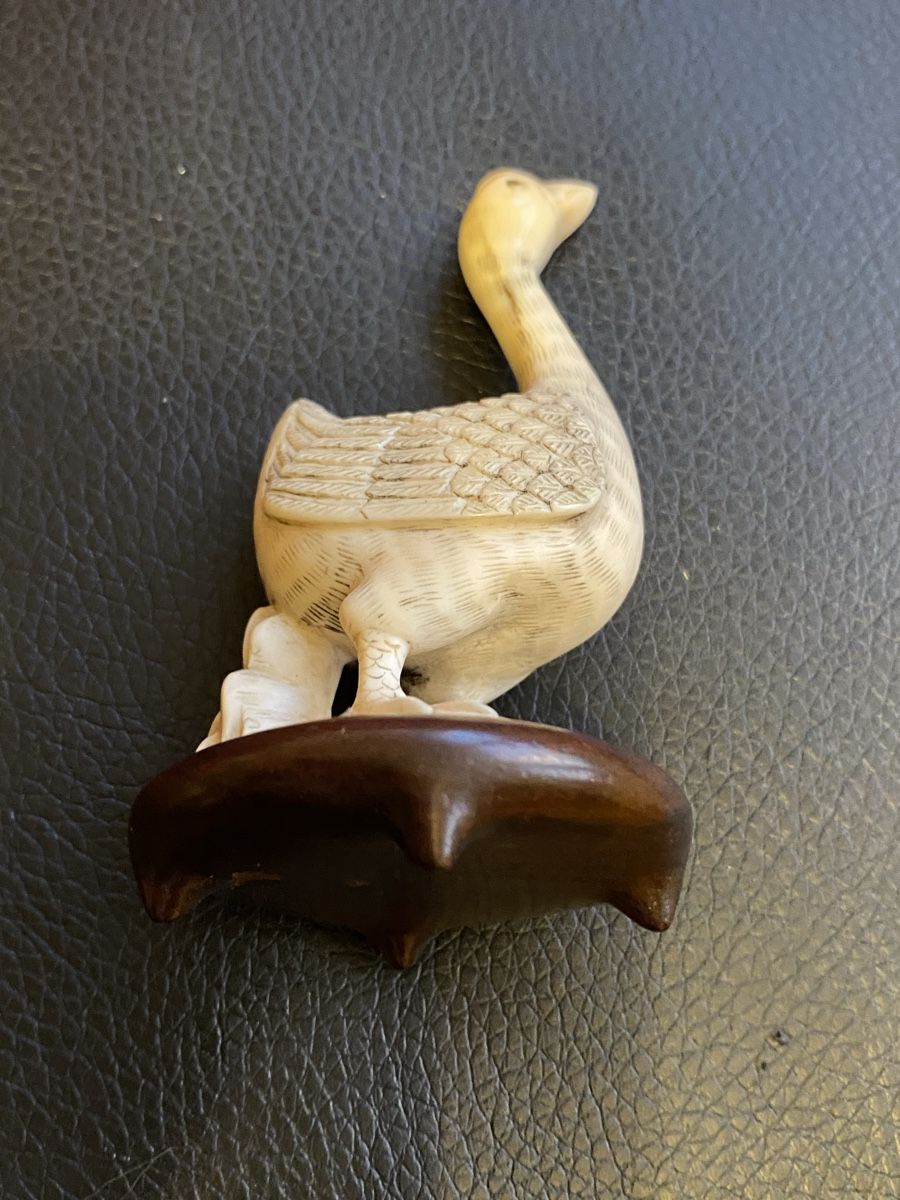 Statuette: Sehr schöne alte geschnitzte Figur aus Horn oder Zahn – Usato da Mosnang venduto da Goldwasser 1