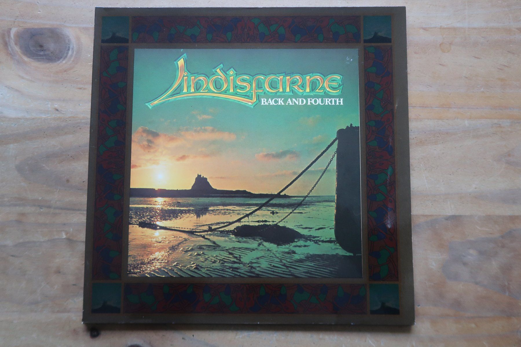 Dischi in vinile: LINDISFARNE - BACK AND FOURTH - VINYL LP – Usato da Basel venduto da Patiscat