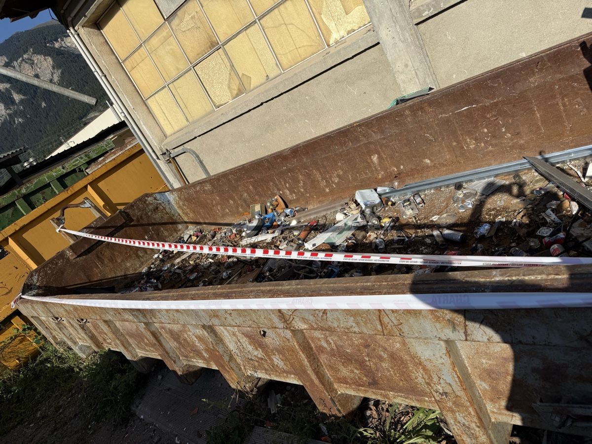 Baucontainer: Mulde – Gebraucht aus Sils im Domleschg von sablonier1985 1