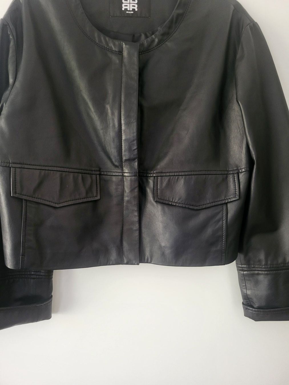 Riani Giacche: Schwarze Riani Lederjacke, Grösse 36 – Usato da Grüsch venduto da Marianna05