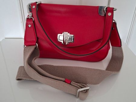Sac Navyboot en Cuir Rouge à Bandoulière