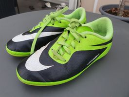 Fussballschuhe Nike Hypervenom, Grösse 33, gebraucht