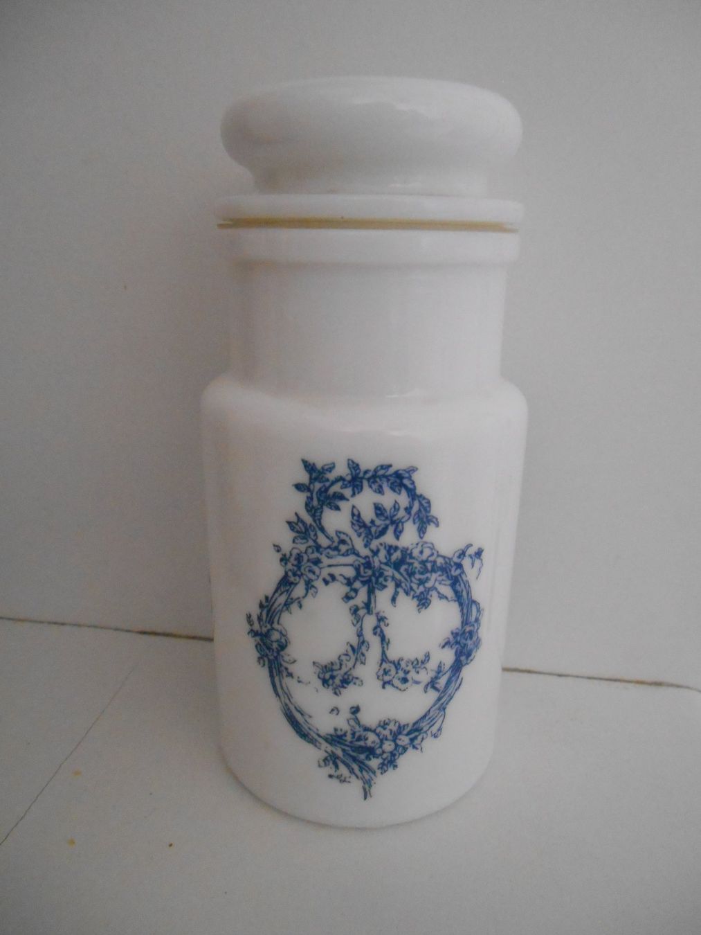 Behälter & Ähnliches: Ancien pot d'apothicaire – Gebraucht aus Chatelaine von Madame-lol 1
