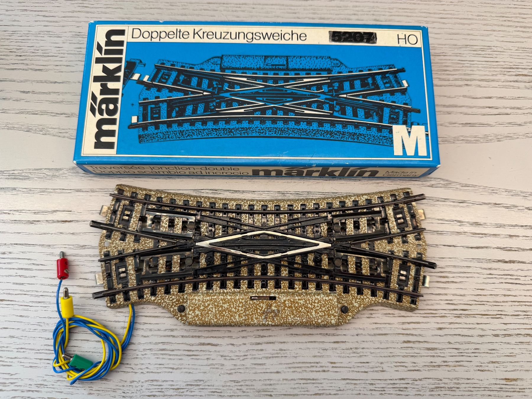 Märklin Modelleisenbahnen: Märklin 5207 Doppelkreuzungsweiche – Gebraucht aus Lupsingen von New-Haven