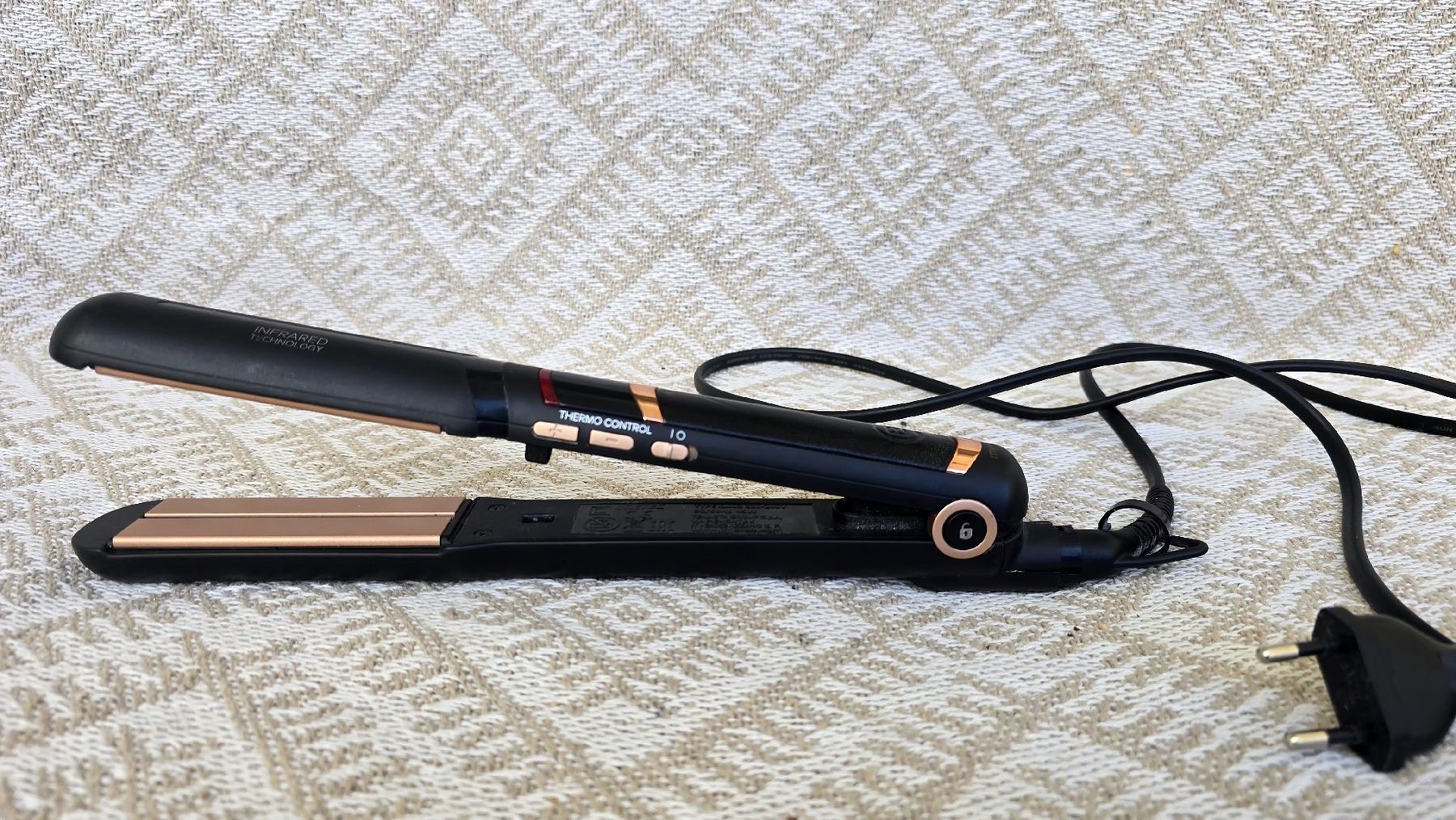 Accessori per capelli: Piastra Capelli Bellissima Infrared Technology – Usato da Zermatt venduto da eli_gr5q