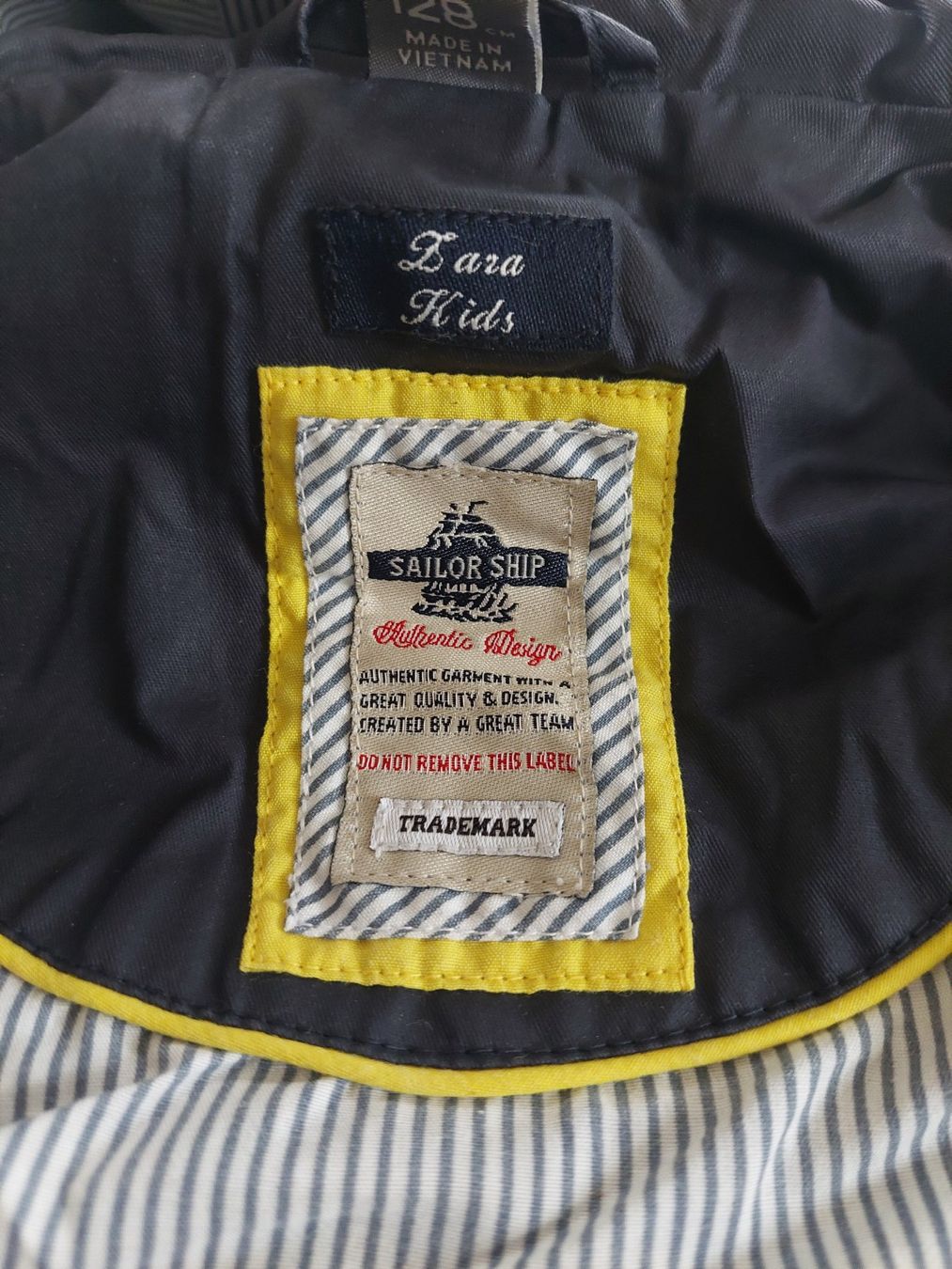 Zara Giacche & Cappotti: Zara Kids Jacke Gr.128 – Usato da Zürich venduto da meymano 3