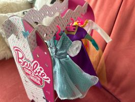 18 Stück  Barbie Gioca con la Moda