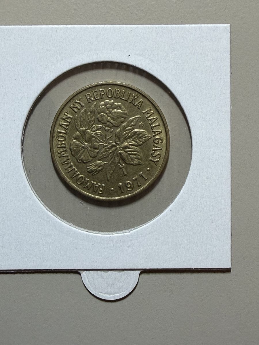Tutti le monete: Madagascar - 20 ariary - 1971 – Usato da Payerne venduto da Mike1682 1