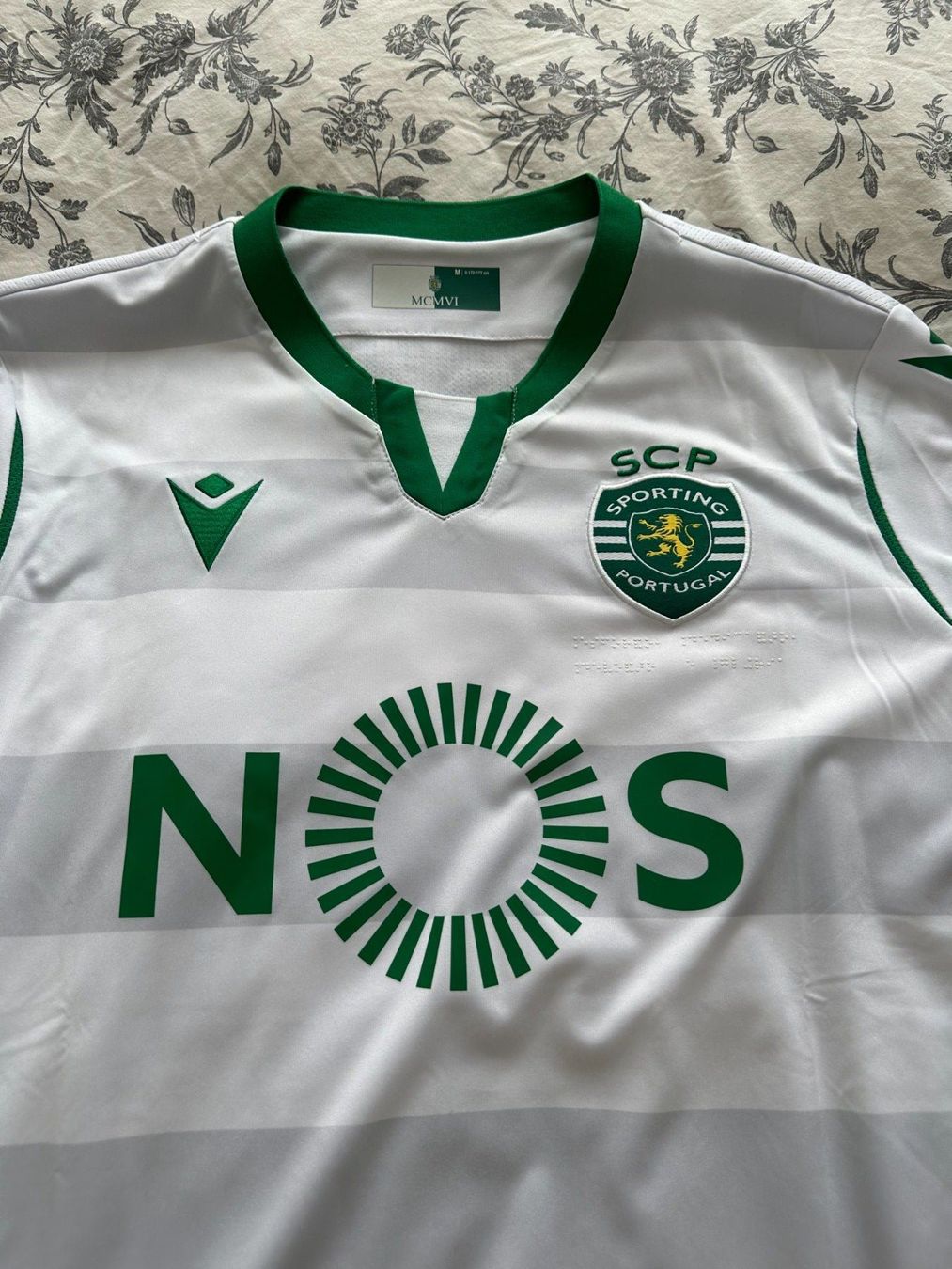 Canottiere & Pantaloni: Macron Maillot Sporting CP 19-20 Third M – Usato da Lausanne venduto da PeixotoBruno 1