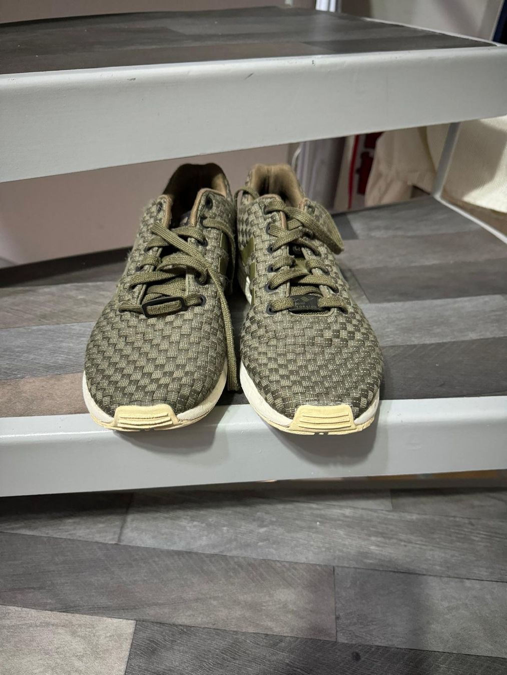 Adidas Herrenschuhe: Adidas Schuhe Olivegrün – Gebraucht aus Lupfig von Pluribus 1
