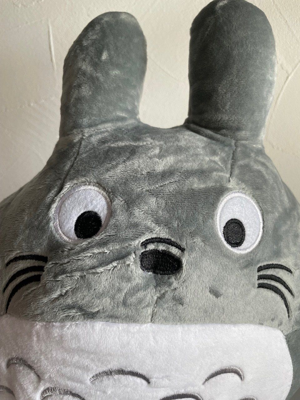 Giocattoli: TOTORO gross / Studio Ghibli / Plüschtier – Nuovo e nell'imballaggio originale da Schaffhausen venduto da krokodilgena