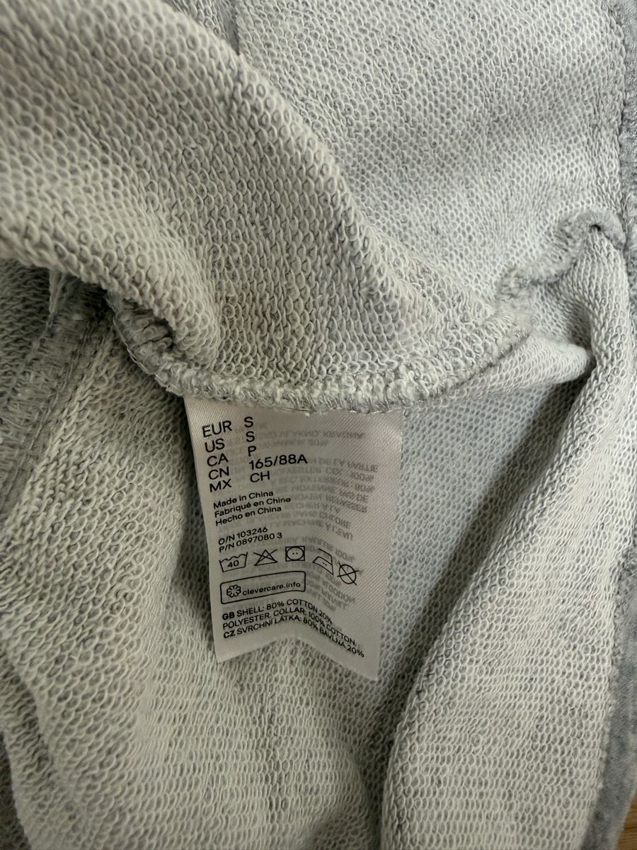 H&M Kleider: H&M Kleid, Gr. S, Grau mit Kragen  – Gebraucht aus Hergiswil NW von Labello01 1