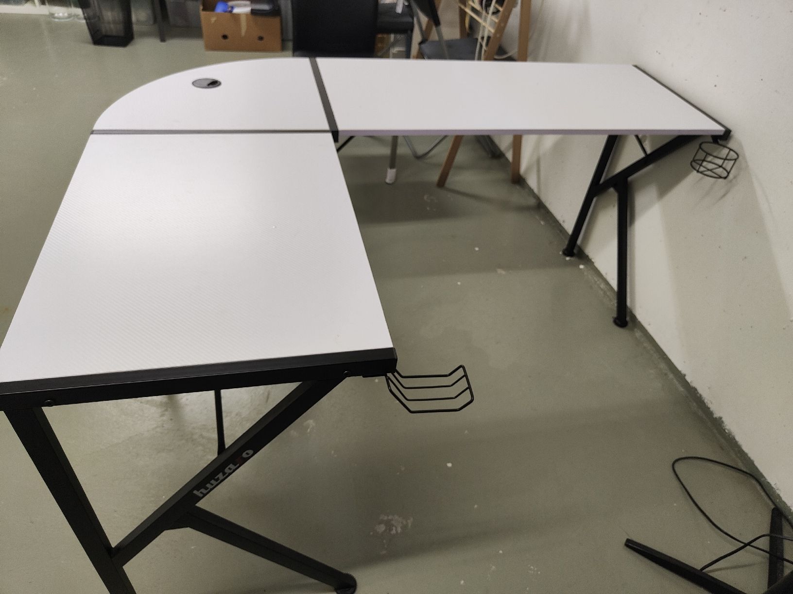 Scrivanie: Huzaro 6.3 Gaming Desk – Usato da Utzenstorf venduto da AMM_2018 1