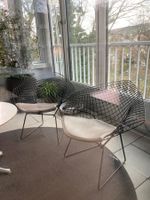 Bertoia-Diamond Chair von Knoll - Design-Ikone in schwarz