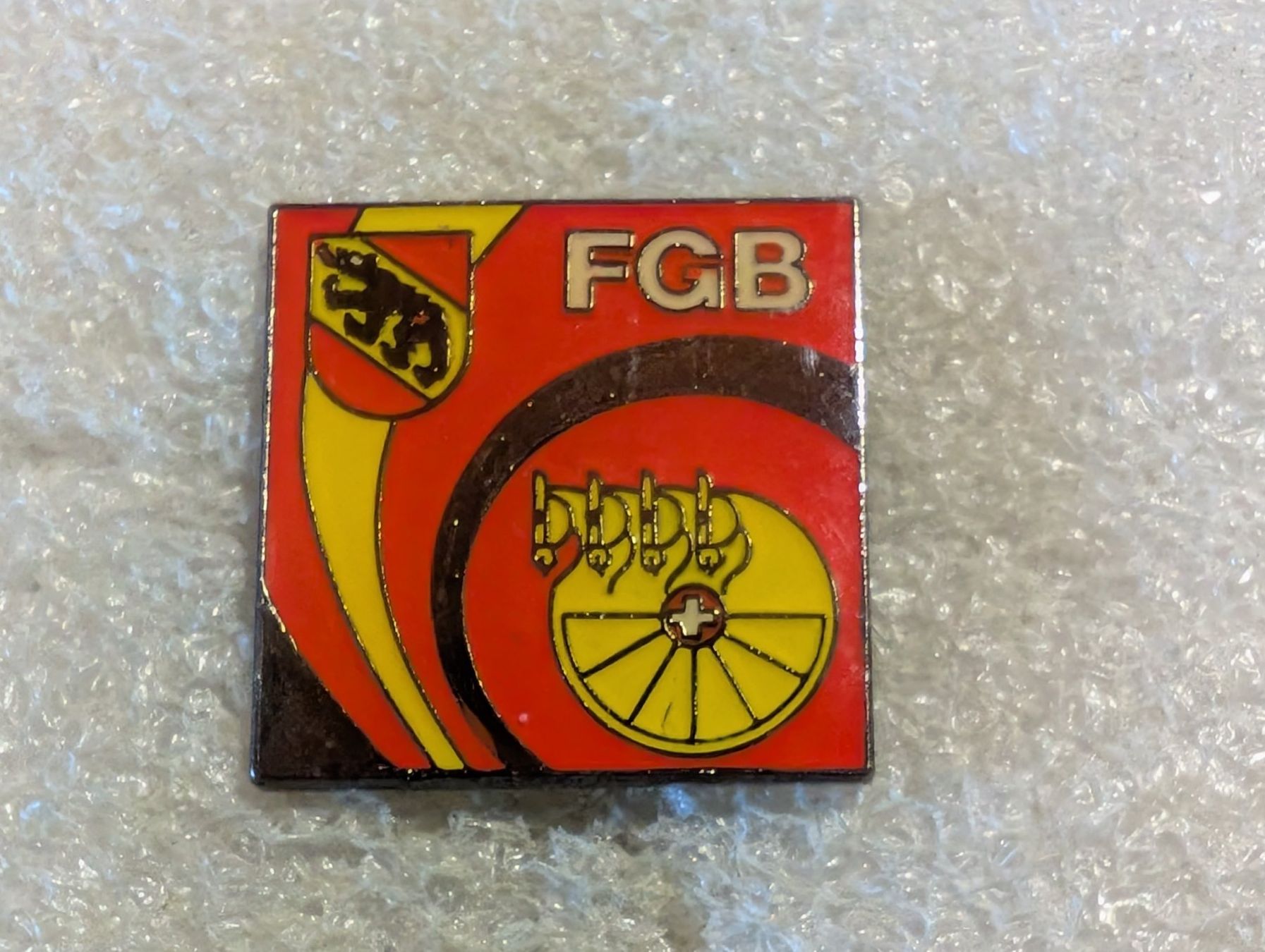 Placchette & Badge: Ansteckpin 5: FGB – Usato da Oppligen venduto da Pin-Fall-Shop