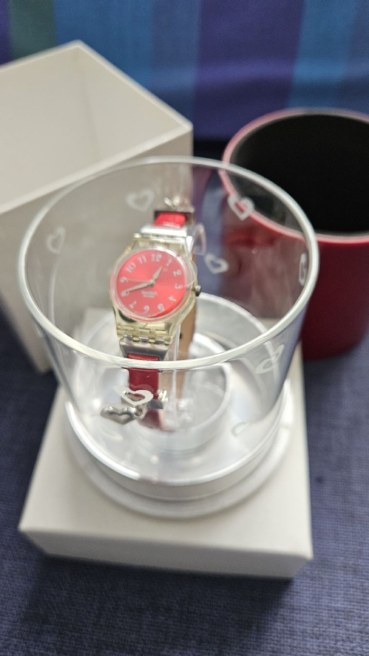 Swatch Uhren: originelle swatch Armbanduhr – Neu und originalverpackt aus Mellingen von Louisam