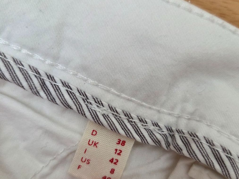 Esprit Hosen: Esprit Shorts Gr. 38 – Gebraucht aus Fislisbach von Maieriisli25 3