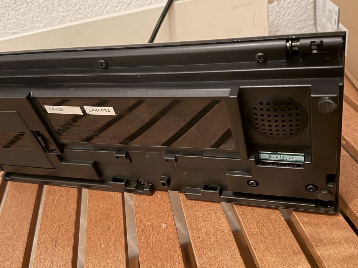 Roland Musikinstrumente: Roland Vocoder VP-03 – Gebraucht aus Camorino von CamperCommunity 4