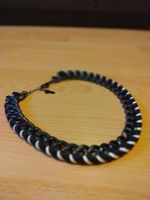 collier chaîne ras le cou