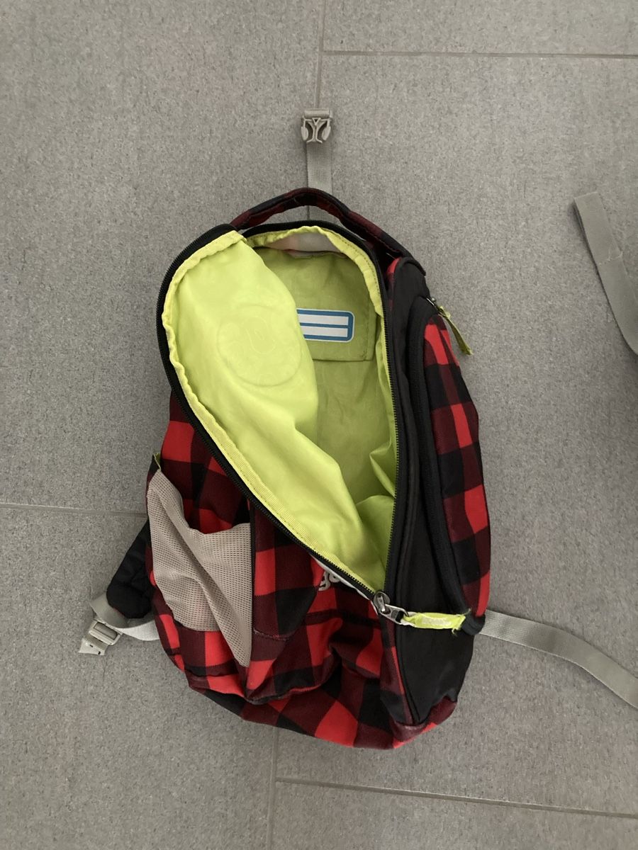 Ergobag Sacs & sacs à dos: Ergobag Schulrucksack und Turnsack mit 4 Kletties – D'occasion à Wynigen par Mandale 1