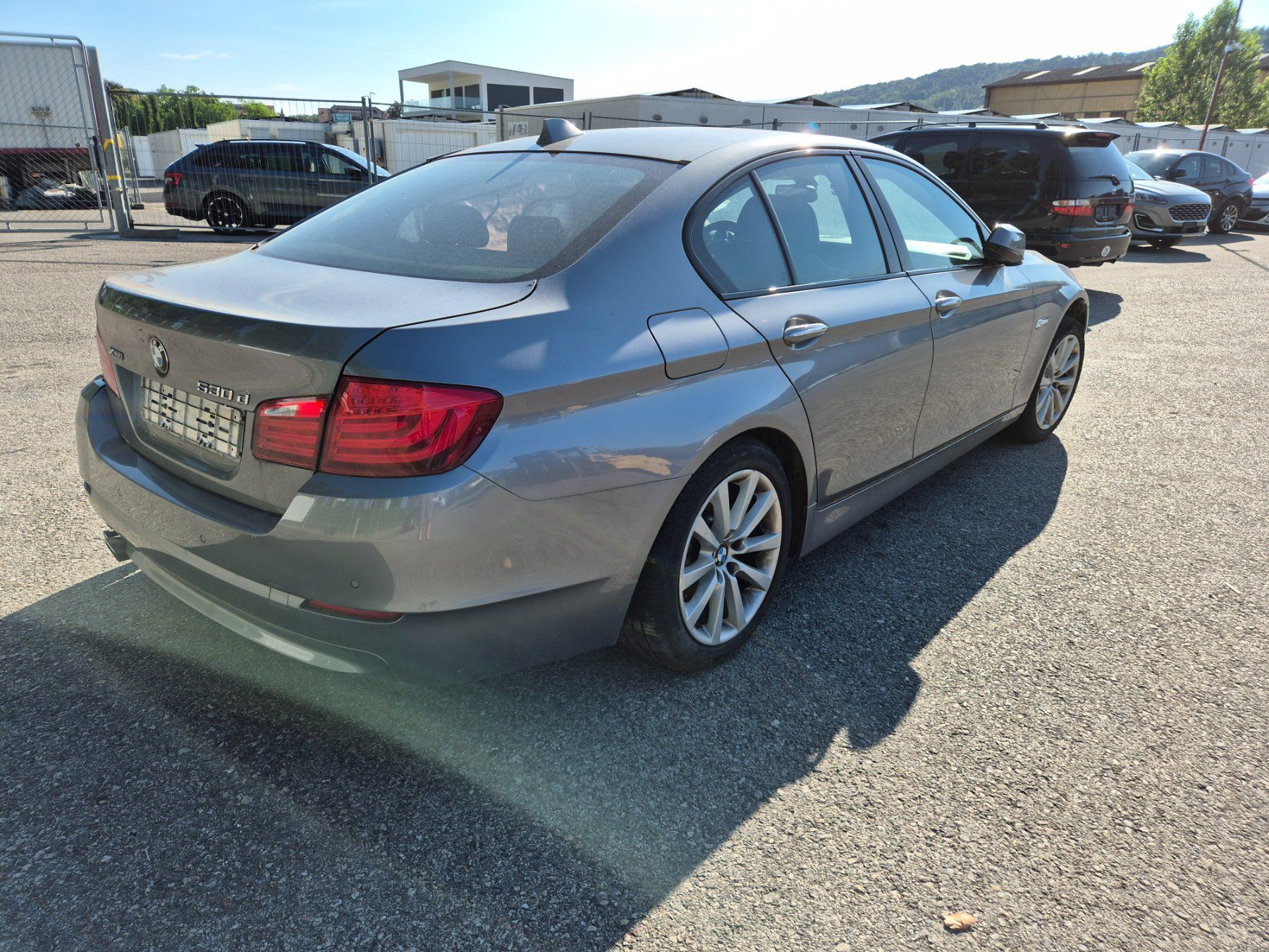 BMW Autos: BMW 530d – D'occasion à Yverdon-les-Bains par MotoMark 4