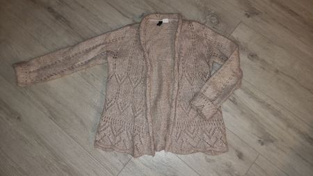 Rosé Strickjacke mit Glitzer Gr. S, ideal für den Frühling