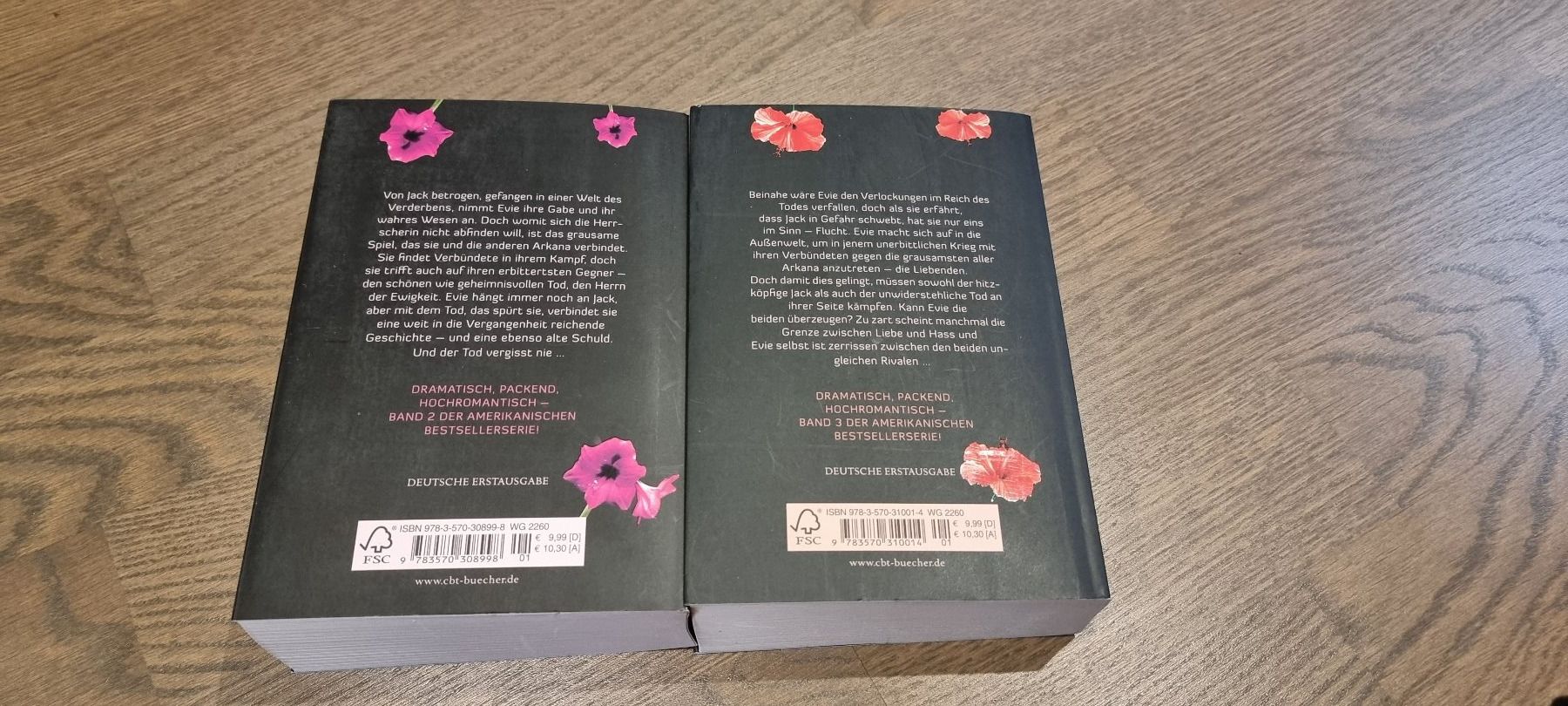 Bücher: Poison Princess 2 - 3 von Kresley Cole – Gebraucht aus Hinterforst von impatiently 1