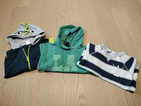 3x Pullover (2x Hoodie, 1x Pullover) Grösse 86