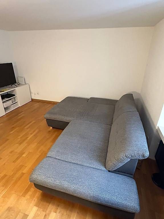 Sofas: Grosses Ecksofa / Wohnlandschaft 2.5 × 3.5 m  CHF 199.00 – Gebraucht aus Mels von TschMa 3