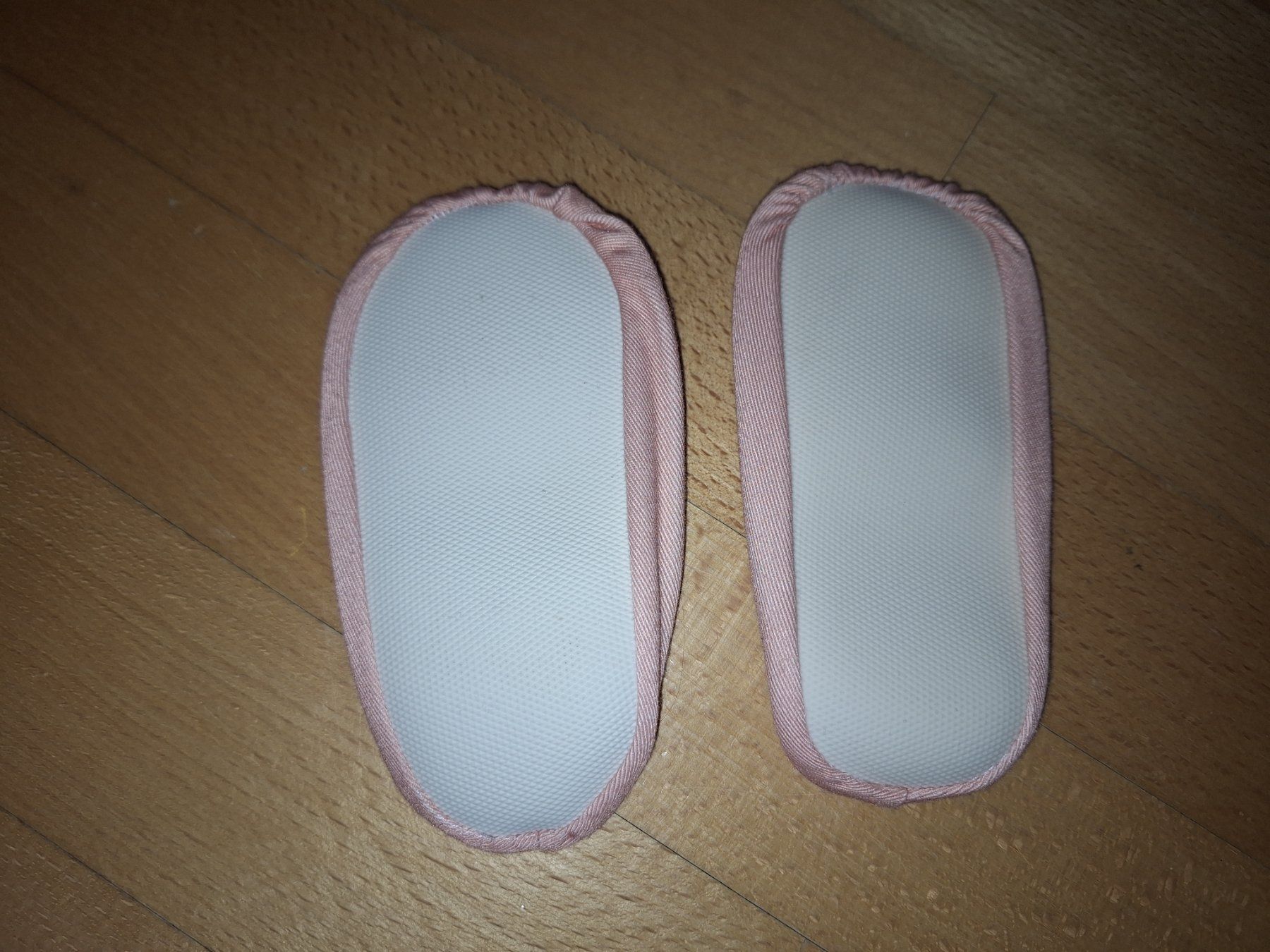 Scarpe per ragazze: Turntäppeli in Gr. 22 NEU – Nuovo e nell'imballaggio originale da Oberrieden venduto da man_tky9 1