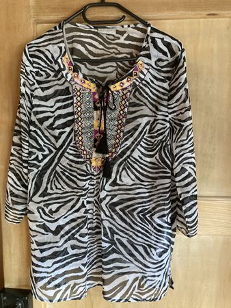 Bluse Canda Premium Zebramuster Stickerei Grösse 40