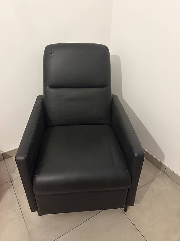 Ikea Sessel: Fauteuil noir IKEA – Neu (gemäss Beschreibung) aus Cressier NE von mon_qh9x