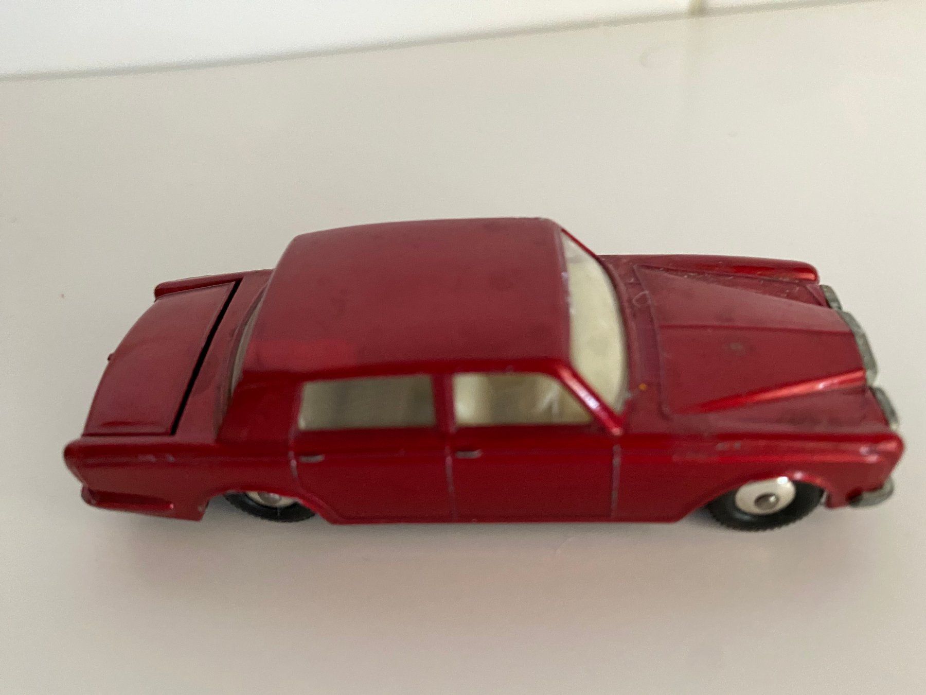 Matchbox Modellini d'auto: Matchbox Lesney England Nr 24 Rolls Royce Silver Shadow 95 – Usato da Stäfa venduto da thebrand 5