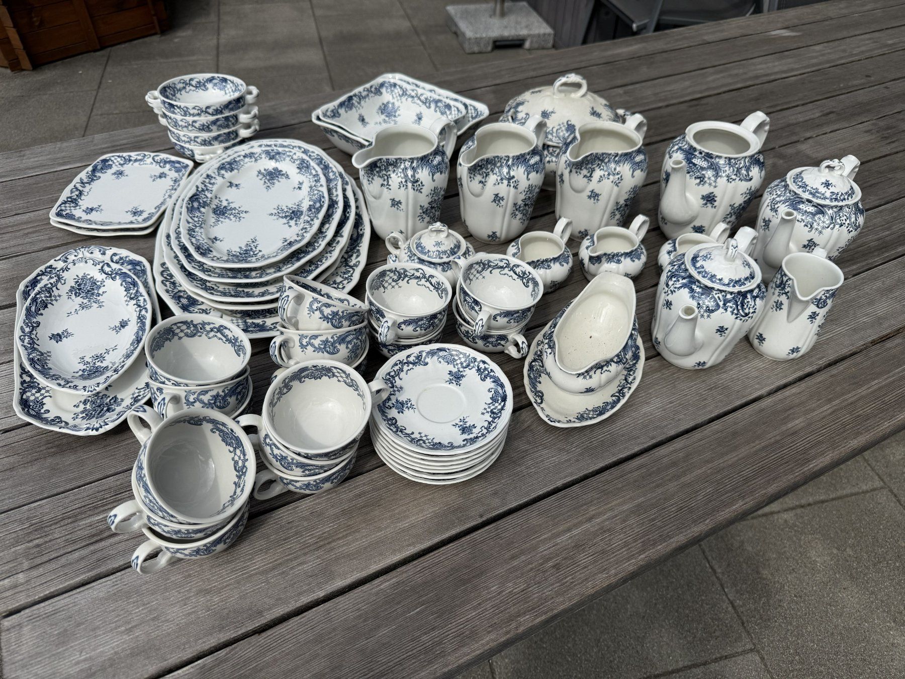 Villeroy & Boch Geschirrsets: Villeroy & Boch Valeria Blau – Gebraucht aus Seedorf BE von Tostone